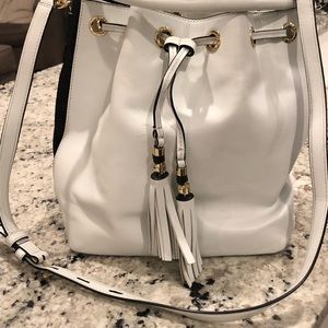Henri Bendel bucket bag/Thompson draw string